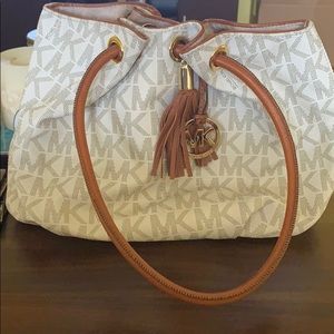 Michael Kors Loop Handles Shoulder Bag